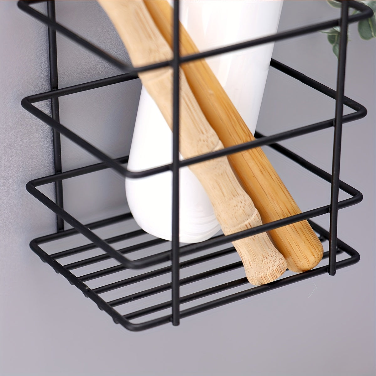 Iron Wall-Mounted Storage Rack Bathroom Toothbrush Holder